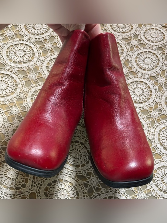 Aj Valenci Shoes - AJ Valenci Cherry Red Leather Ankle Boots 2” Block Heel Side Zip Women’s 8 WIDE